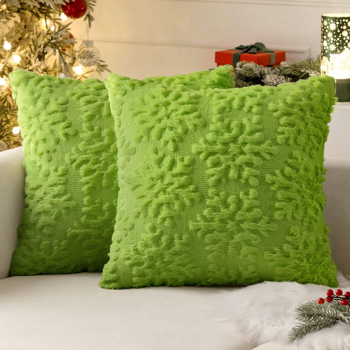 MIULEE Green Throw Pillow Covers Christmas Snowflakes Decorative Pillow Covers 16x16 Inch Soft Plush Faux Wool Pillow Covers Set of 2 Farmhouse Couch Pillows Home Decors for Sofa Livingroom Bed