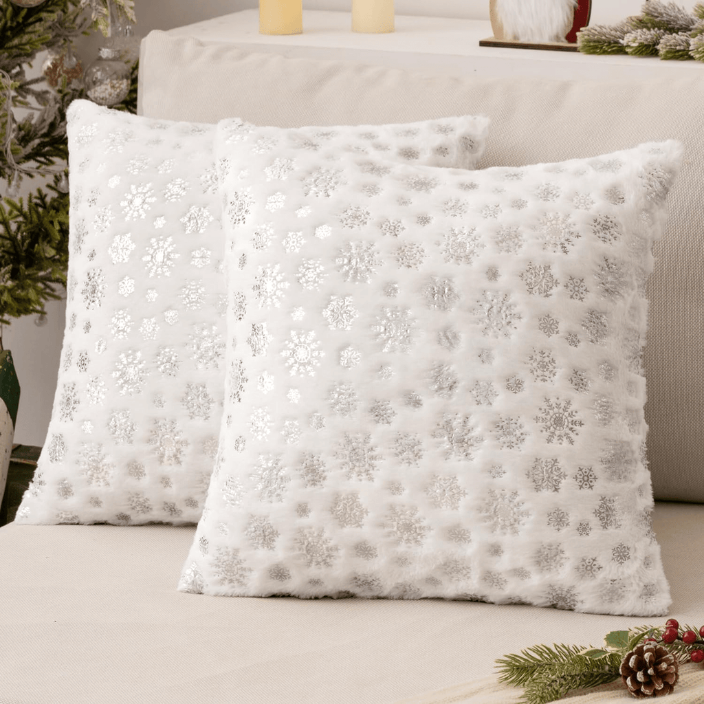 MIULEE Christmas Ivory Throw Pillow Covers Set of 2 Snowflakes Decorative Pillow Covers 20x20 Inch Soft Plush Faux Fur Pillowcases Farmhouse Couch Pillows Home Decors for Sofa Living Room Bed