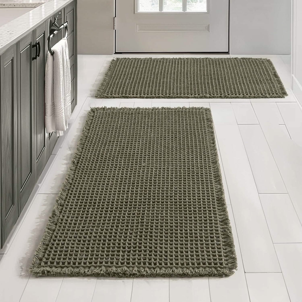 MIULEE Set of 2 Waffle Bathroom Rugs, Super Absorbent Non Slip Bath Rugs, Machine Washable Bath Mats with Tassels, Ultra Soft Rubber Backed Shower Mats for Bathroom Floor, Tub, Green, 17x24 Inch