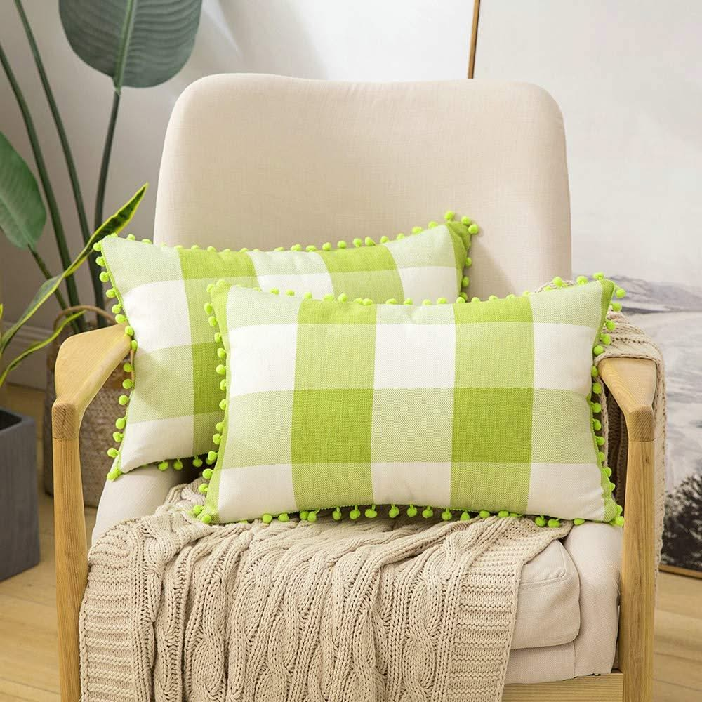 Miulee Retro Farmhouse Buffalo Plaid Check Pillow Cases with Pom Poms Decorative Throw Pillow Covers Cushion Case 2 Pack.