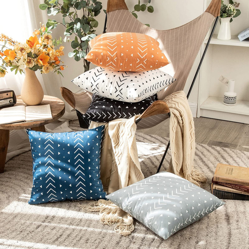 MIULEE Boho Decorative Throw Pillow Covers Geometric Velvet Pillowcases Tribal Modern Cushion Covers Aztec for Sofa 2 Pack