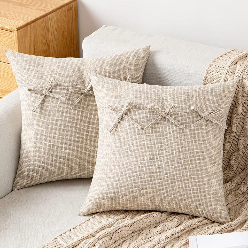 Benton Ivory Polyester 18 Square Decorative Throw Pillow 18X18